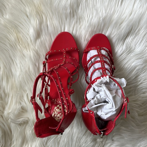 Camuto cherry stiletto - Picture 2 of 6